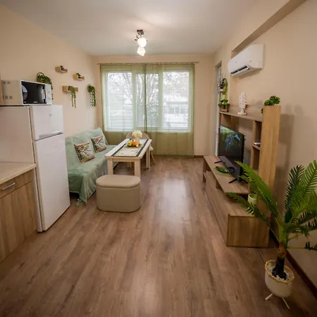 아파트 Boho Floral Near To Old Town *