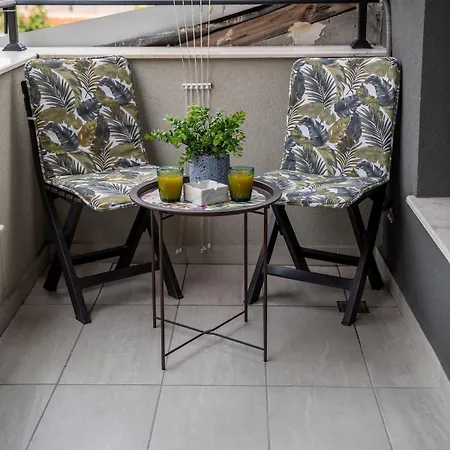 아파트 Boho Floral Near To Old Town 플로브디프