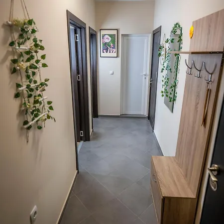 Boho Floral Near To Old Town 아파트